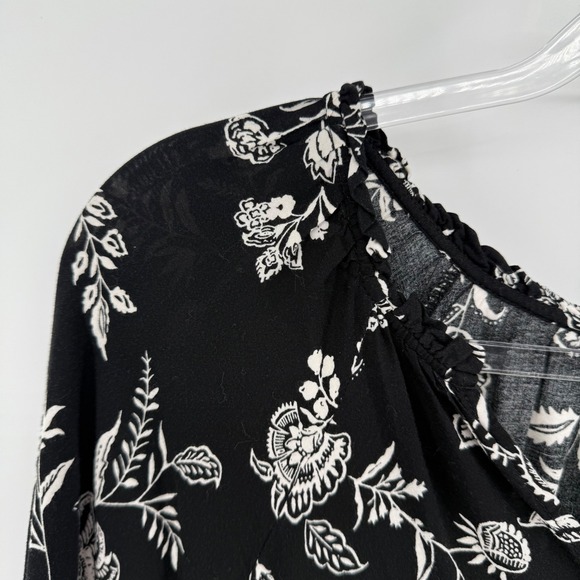 Old Navy Womens XL Black White Floral Tiered Maxi Dress Long Sleeve V-Neck Boho - Picture 3 of 6